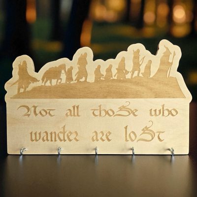 Закачалка за ключове „Not all those who wander are lost“ – вдъхновена от Властелинът на пръстените